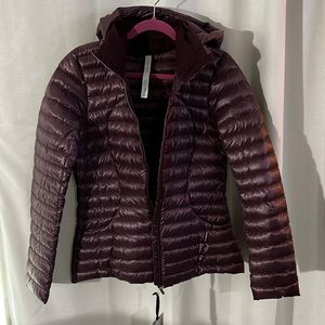 NWT Lululemon “pack it down” jacket size 8